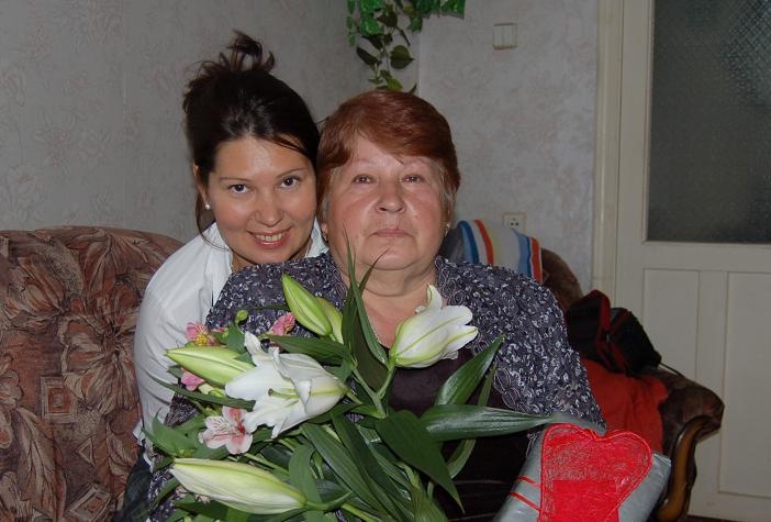 1. Olga mit Mama.JPG - Olga mit ihrer Mama Ludmila